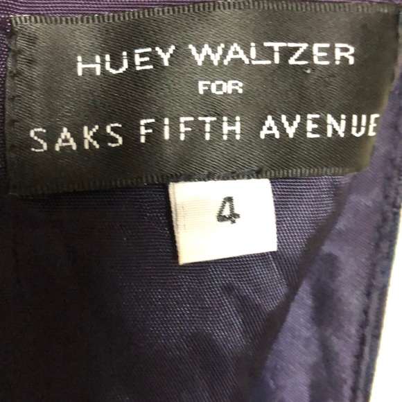 Ladies short navy blue dress. - Picture 7 of 7